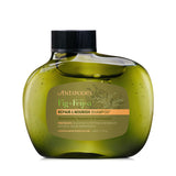 Shampoo Bottle Packshot
